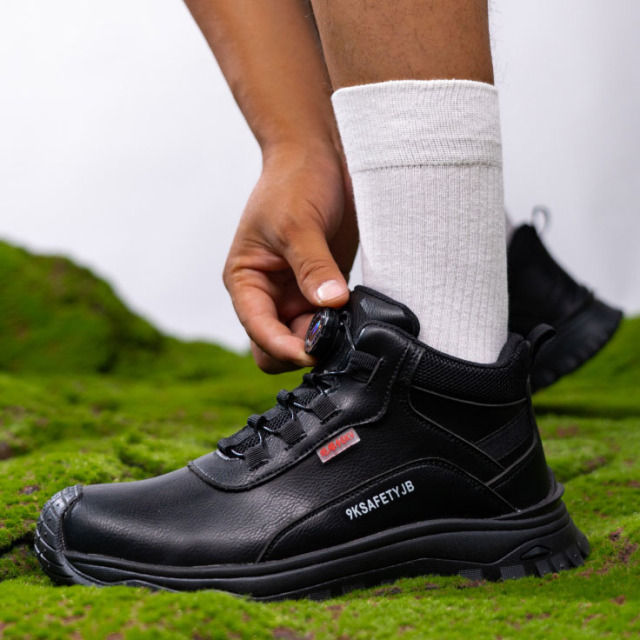 New Men's Durable Work Shoes With Anti-crush Leather Surface, Ce Certified Safety Shoes for Men