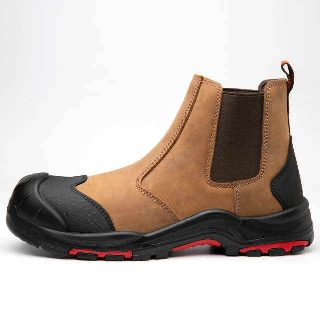 Wholesale Spot Safety Boots Large Size 39-45 Non-slip Plastic Head Work Shoes Stab-proof Men's Safety Shoes