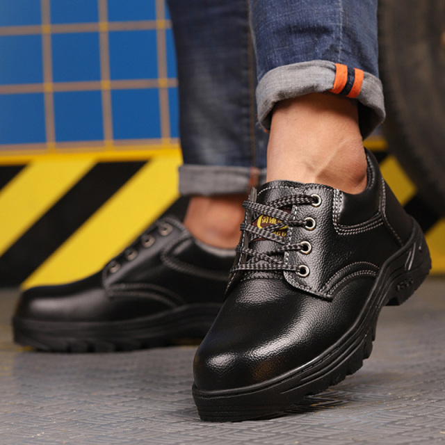 Construction Waterproof Anti Smashing Anti Stabbing Comfortable Steel Toe Safety Protection Men's Work Shoes Wholesale