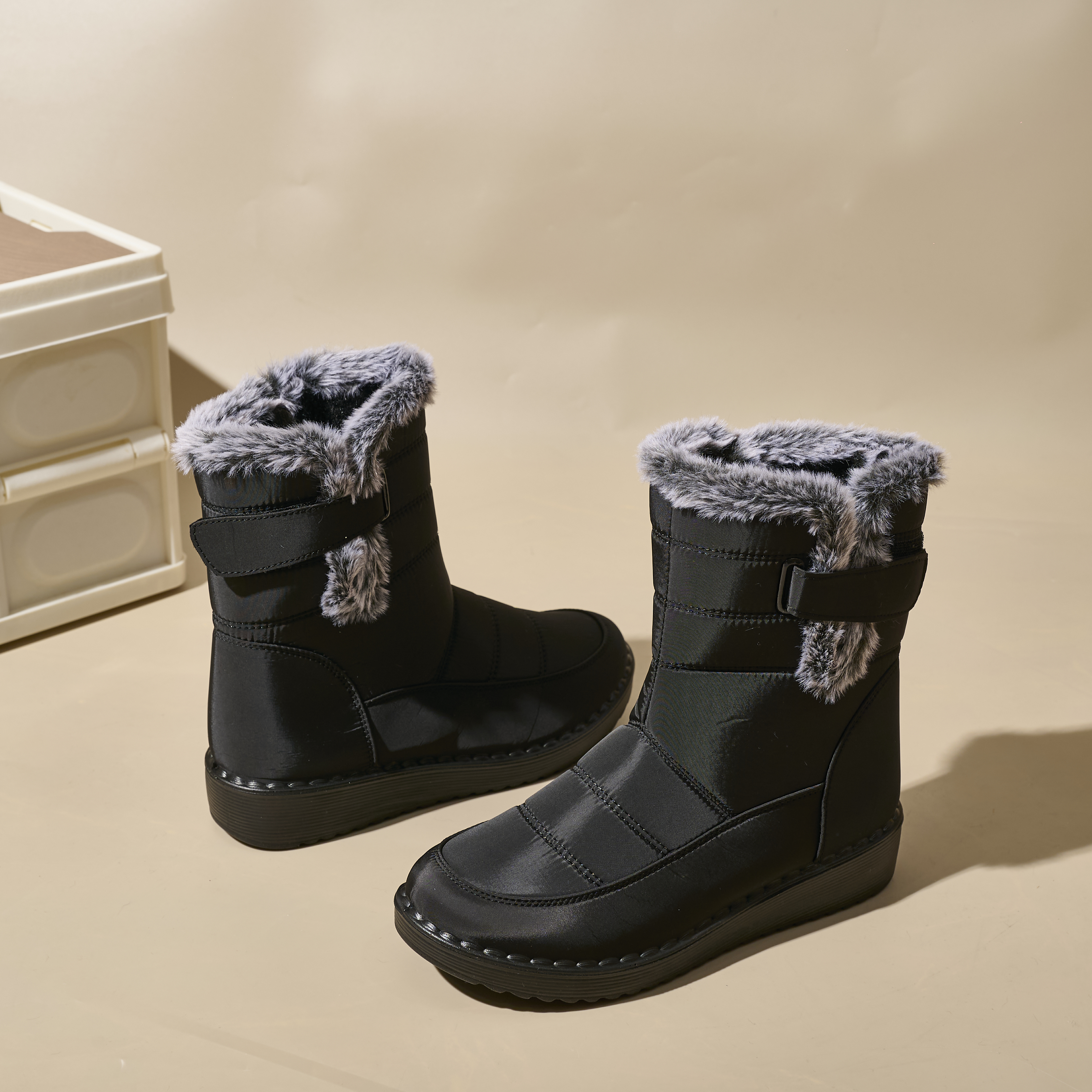 Wholesale Large Size Fur Winter Boots Fashion Women's Winter New Trendy Warm Waterproof Women Snow Boots