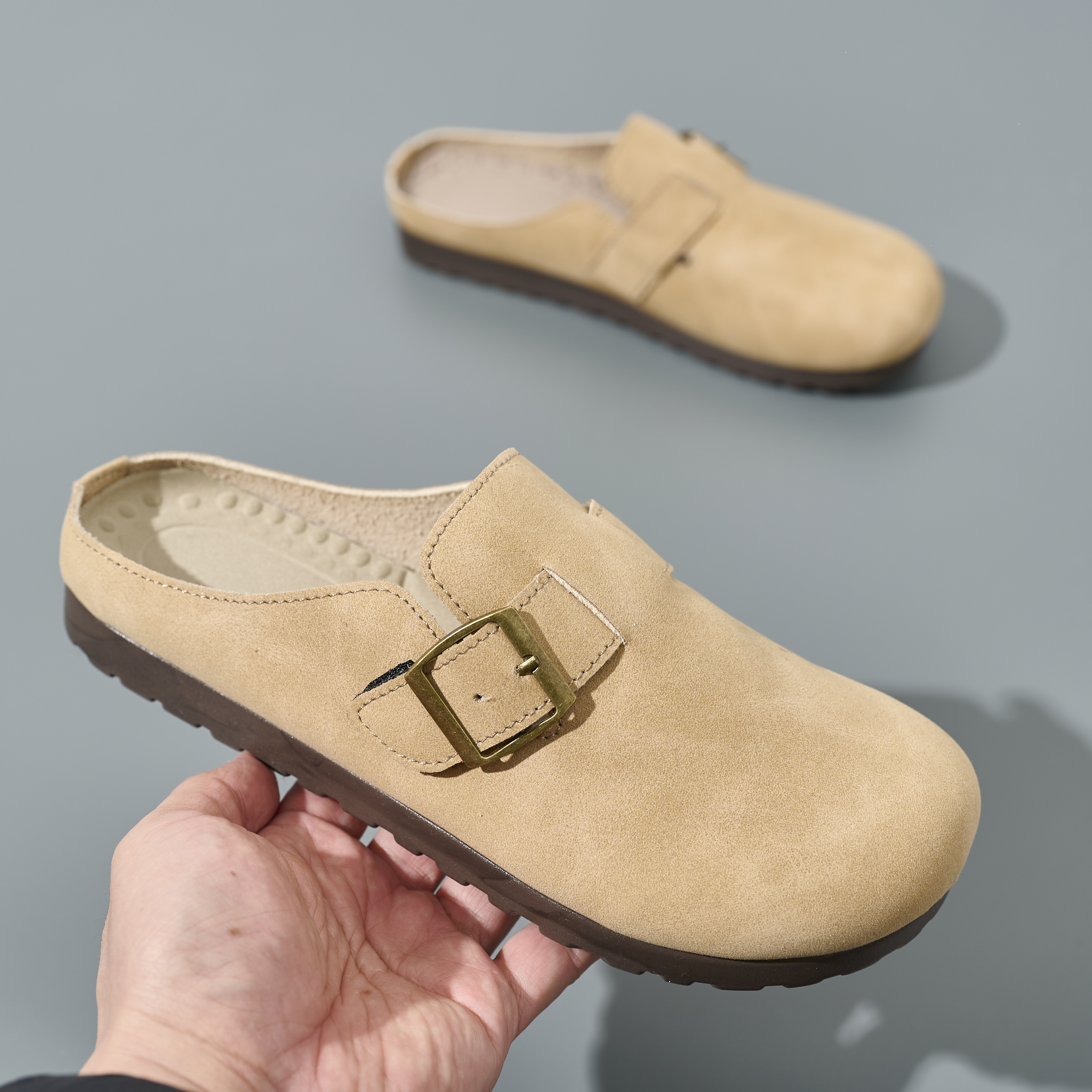 Mule Clogs Flats Comfortable Plus Size Flat Platform Closed Toe Protective Soft Outsole Non-Slip Moccasins Flats