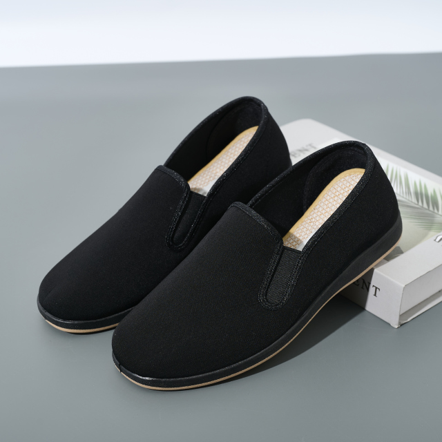 Wholesale Scratch-proof Work Shoes for Man Black Uniform Shoes for Hotel Staff Oriental Minimalist Slippers Support OEM/ODM