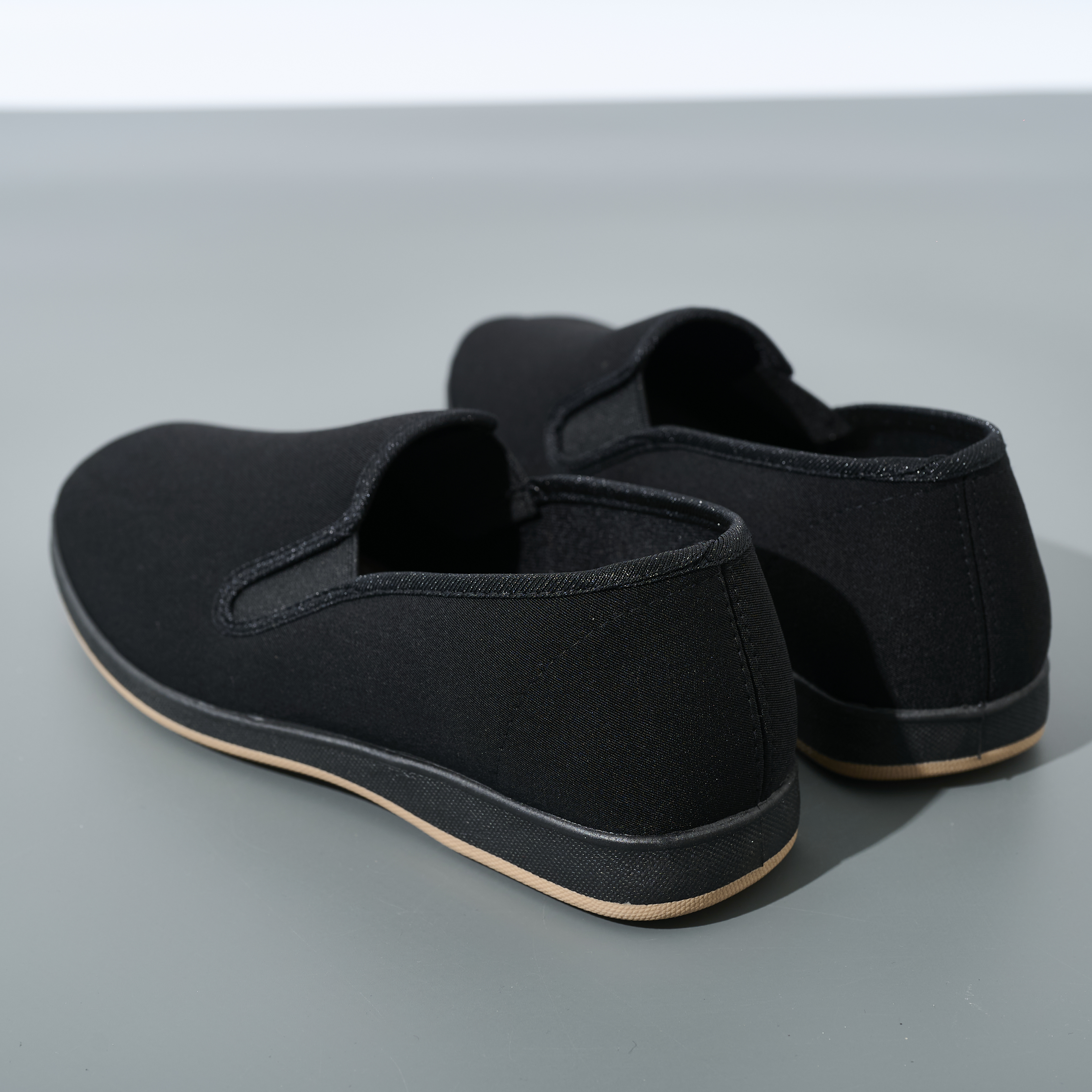 Wholesale Scratch-proof Work Shoes for Man Black Uniform Shoes for Hotel Staff Oriental Minimalist Slippers Support OEM/ODM