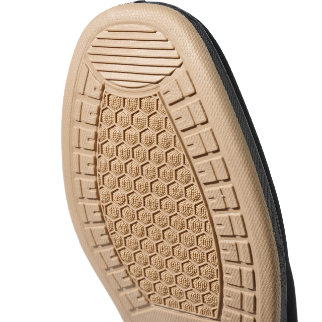 Wholesale Scratch-proof Work Shoes for Man Black Uniform Shoes for Hotel Staff Oriental Minimalist Slippers Support OEM/ODM