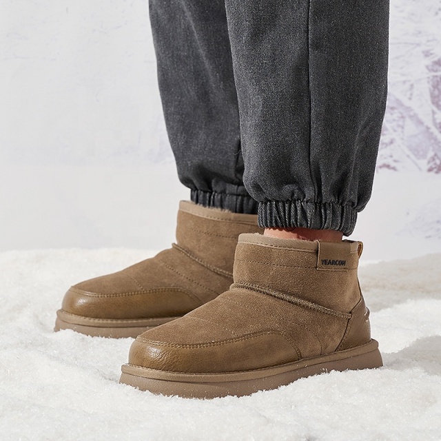 Wholesale Men's Shearling Snow Boots Size 39-45 Waterproof Winter Boots with Memory Foam Insoles Trendy Comfort Ankle Boots