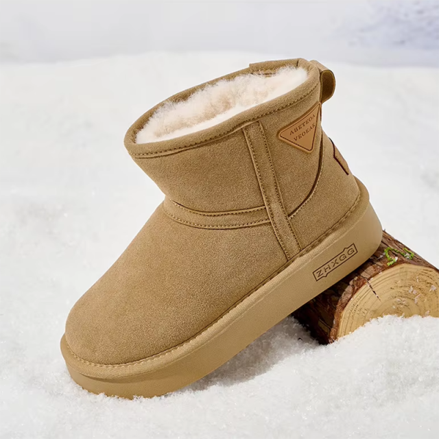 Wholesale Vegan Suede & Faux Fur Snow Boots for Women Platform Non-slip Rubber Sole Faux Wool Lining Women Boots