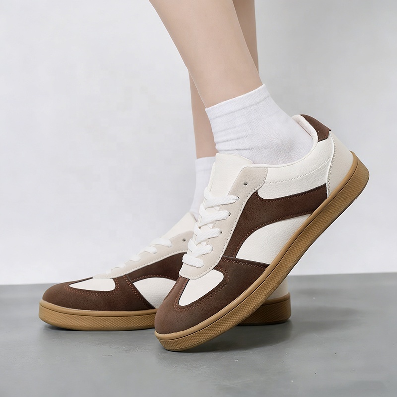 Women Classic Retro Gum Sole Fashion Sneakers Casual Tennis Skate Shoe Microfiber Leather Walking Footwear Anti Slip Trainers