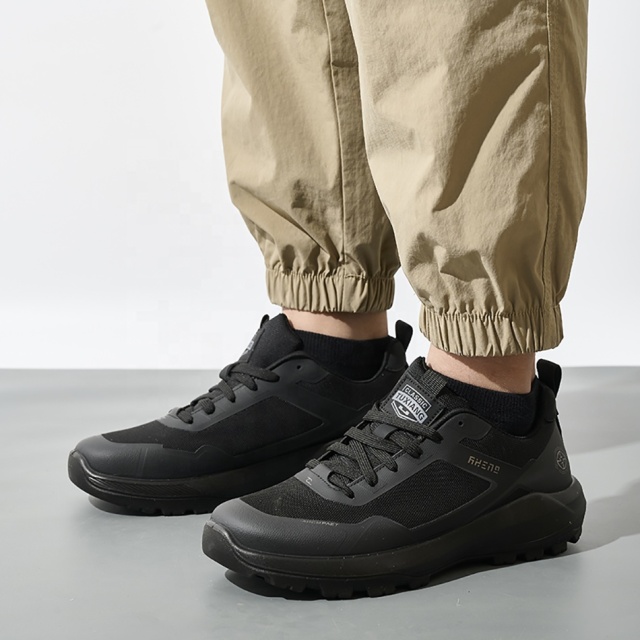 Factory Direct Wholesale Men's Breathable Mesh Sneaker Shoes Anti-Slip Outdoor Walking Trail Shoes for Travel and Hiking