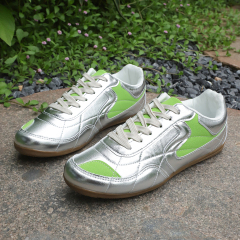 Bairuilun Women's Luxury Outdoor Lighting Flat Sneakers Fashion Women Shining Anti-slip Casual Walking Shoes