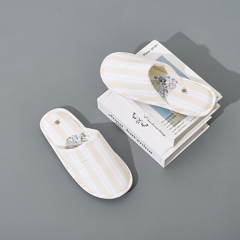 BAIRUILUN Comfortable Cotton Cloth Home Slippers Casual Light Close Toe Flat Hotel Slippers for Bedroom