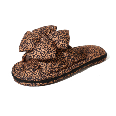 Factory Custom Bedroom Tree-layer Four-leaf Clover Silent Slippers Anti-slip Comfortable Indoor Women's Soft Big Bow Slippers