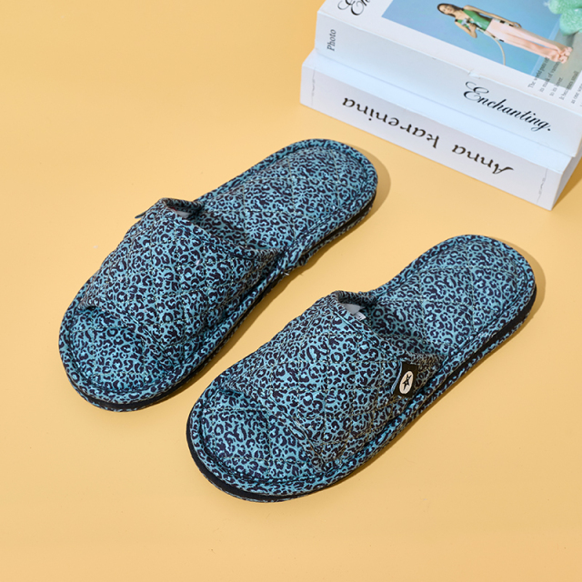 Factory Custom Bedroom Tree-layer Leopard Print Cloth Slippers Anti-slip Comfortable Indoor Women's Soft Casual Slippers