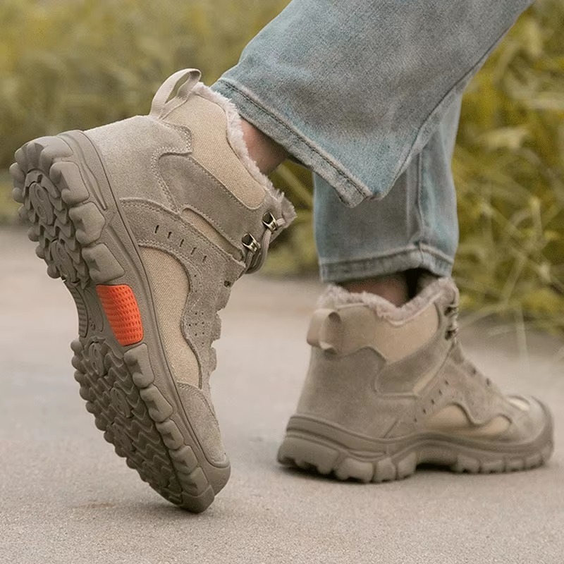 6kV Insulated Winter Industrial Safety Shoes Steel Toe Slip & Puncture Resistant Warmth Unisex for Construction