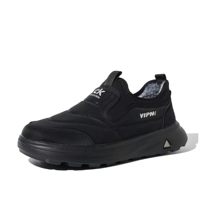 Large Size Wholesale OEM Men's Winter Slip-On Casual Shoes Anti-Slip Chunky Sole Wide Fit Fur Lined Warm Walking Shoes