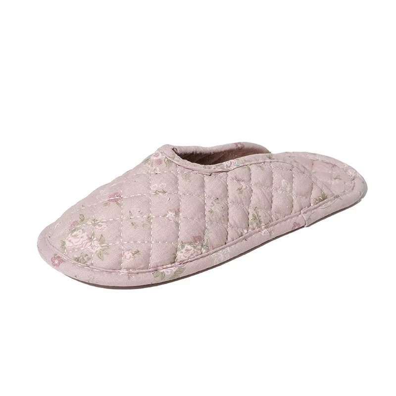 Custom Women's Quilted Cotton Breathable Slippers, Soft Silent Thin Sole Crawl Slippers for Indoor Use