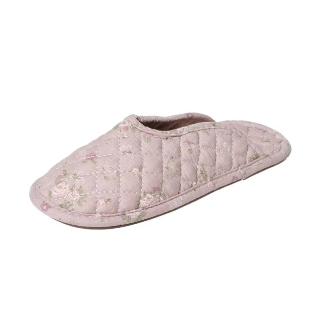 Custom Women's Quilted Cotton Breathable Slippers, Soft Silent Thin Sole Crawl Slippers for Indoor Use