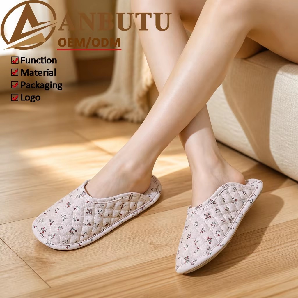 Custom Women's Quilted Cotton Breathable Slippers, Soft Silent Thin Sole Crawl Slippers for Indoor Use