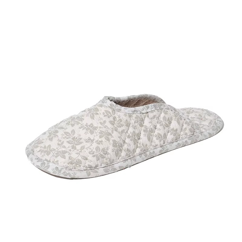 Custom Women's Quilted Cotton Breathable Slippers, Soft Silent Thin Sole Crawl Slippers for Indoor Use