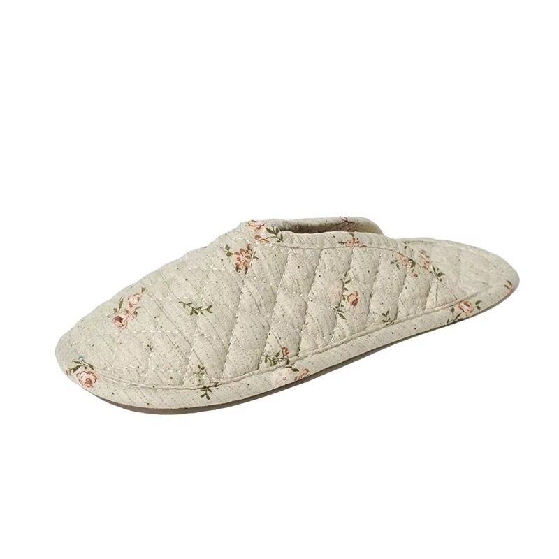 Custom Women's Quilted Cotton Breathable Slippers, Soft Silent Thin Sole Crawl Slippers for Indoor Use