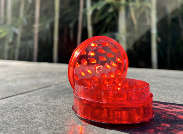 Grinder plastic - 02