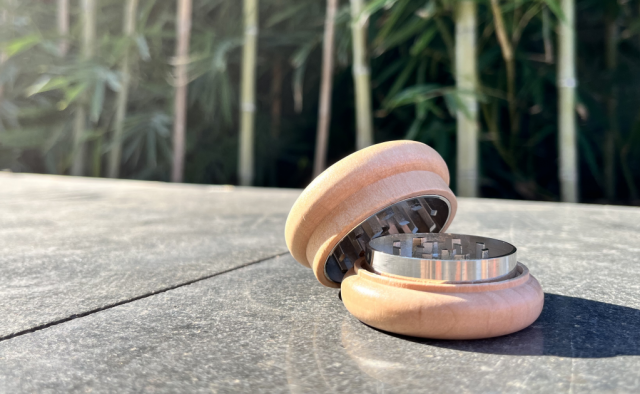 Grinder Wood - 03