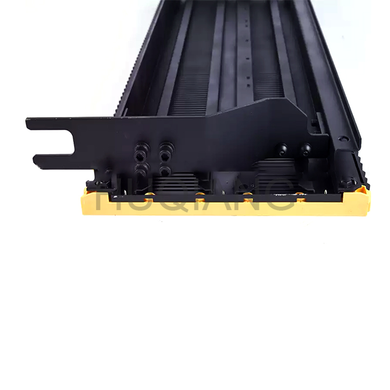 Hitachi Escalator Parts Escalator Walkway Step Stainless Steel Step 1200EXS-N RT22008023