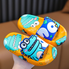 Zapatillas para niños con motivo cocodrilo