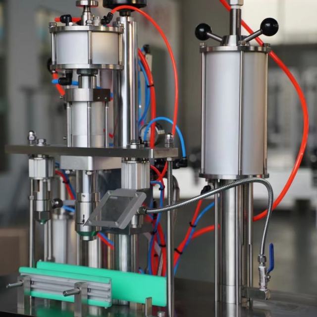 Semi-automatic Aerosol Filling and Sealing Machine