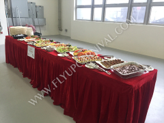 紅檯布連長桌 Long Table with Dress,飛昇嘉年華 FLYUP CARNIVAL