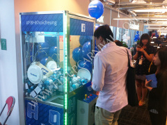 夾公仔機 Grapping Machine,飛昇嘉年華 FLYUP CARNIVAL