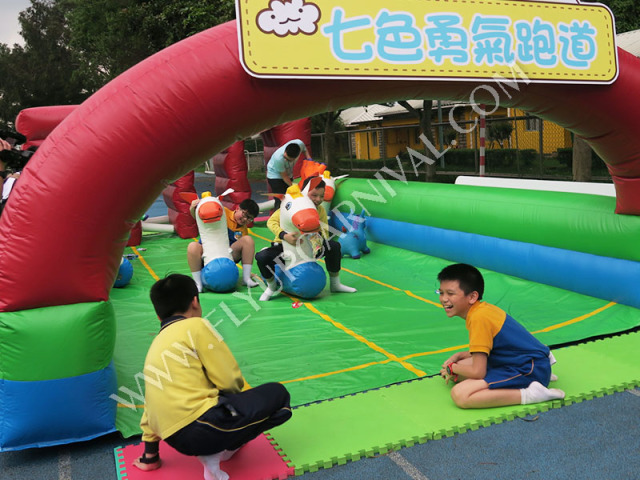 吹氣跳跳馬賽道 Jumping Horse Track,飛昇嘉年華 FLYUP CARNIVAL