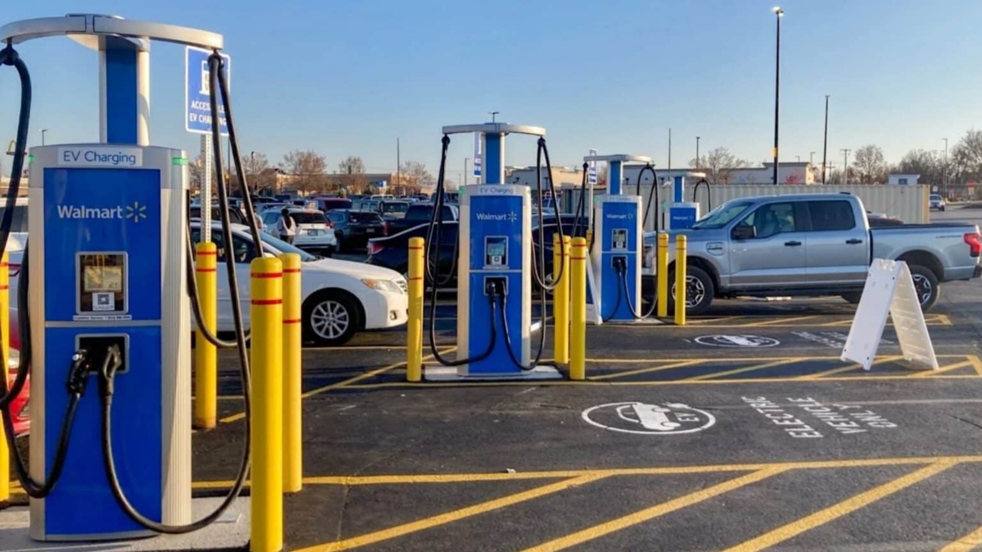 Walmart's DC Fast Charging Network Hits 224 Ports: What This Means for EV Drivers in 2026