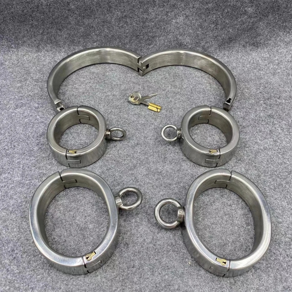 Size Customizable Integrated Lock Bondage Restraints Cuffs Set