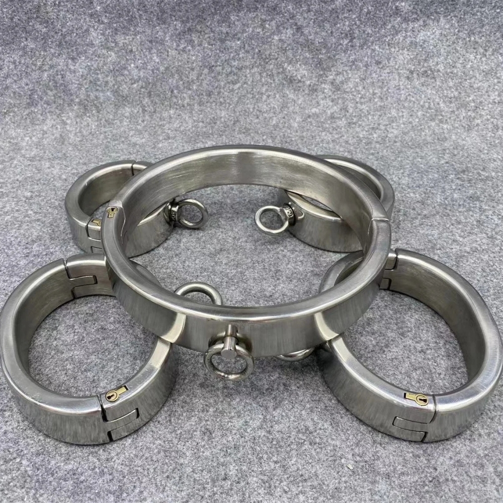 Size Customizable Integrated Lock Bondage Restraints Cuffs Set