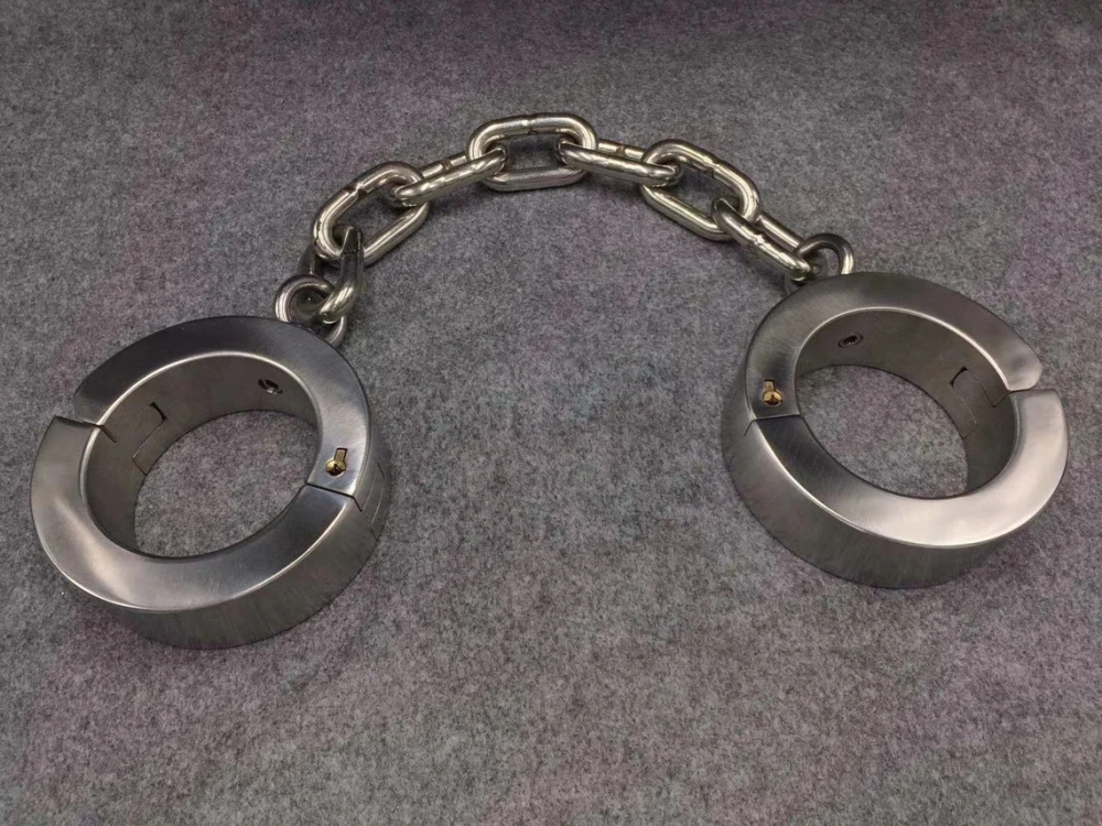 Heavy Duty Stainless Steel Ankle Cuffs Metal Bondage Gear Restraint Device