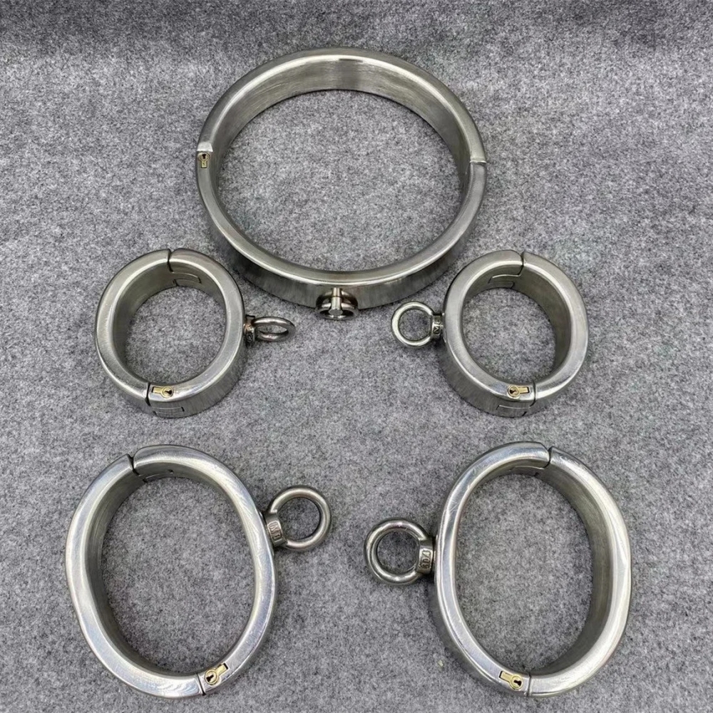 Size Customizable Integrated Lock Bondage Restraints Cuffs Set