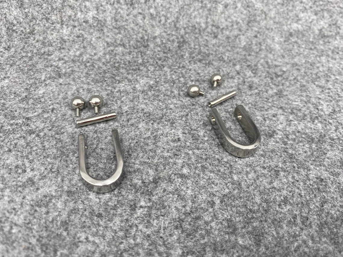 Custom Stainless Steel/ Titanium Nipple Stirrup