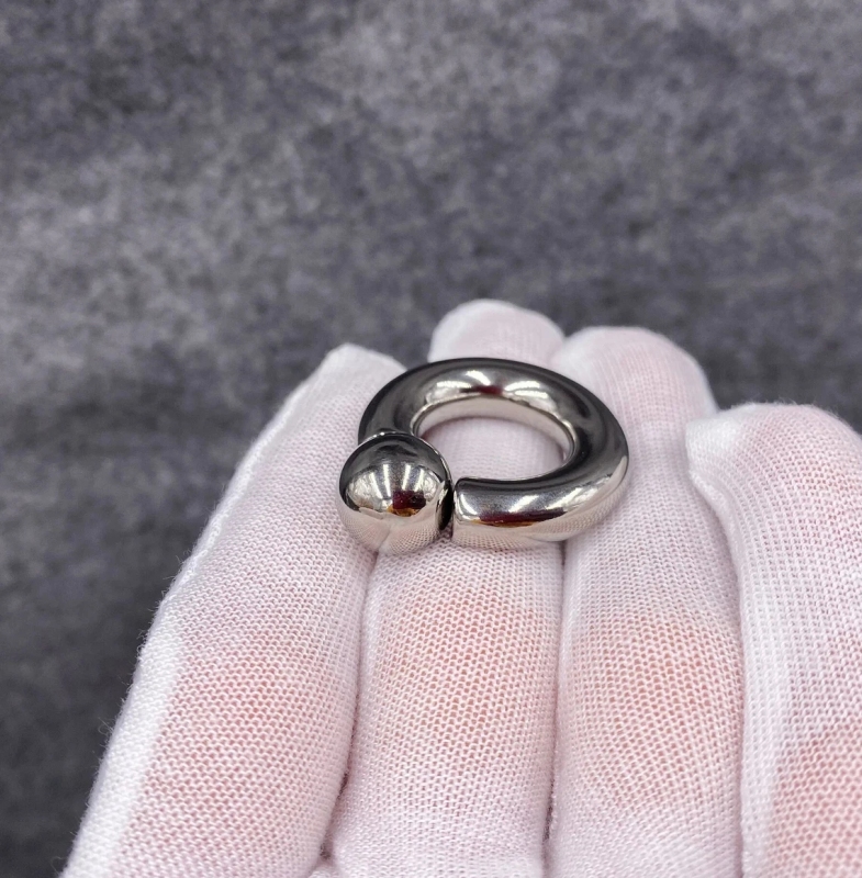 Custom Screw On Captive Bead Ring