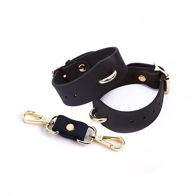 Leather Bondage Gear Silicone Collar Handcuffs Ankle Cuffs