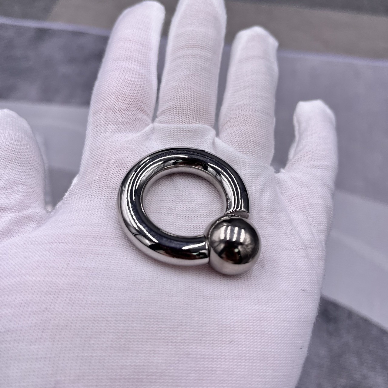 In Stock Gauge 8mm Screw On Captive Bead Ring