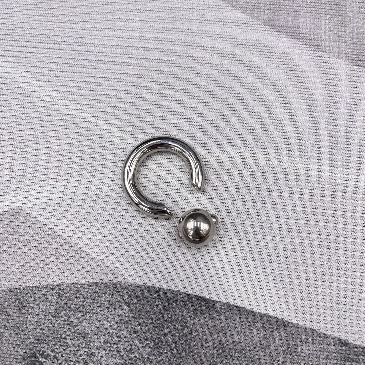 In Stock Thickness 6mm Stainless Steel Body Jewelry Snap Fit Captive Bead Ring