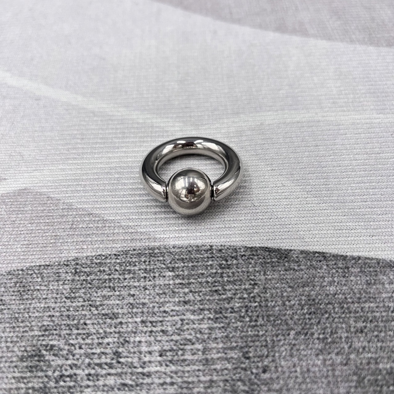 In Stock Thickness 6mm Stainless Steel Body Jewelry Snap Fit Captive Bead Ring
