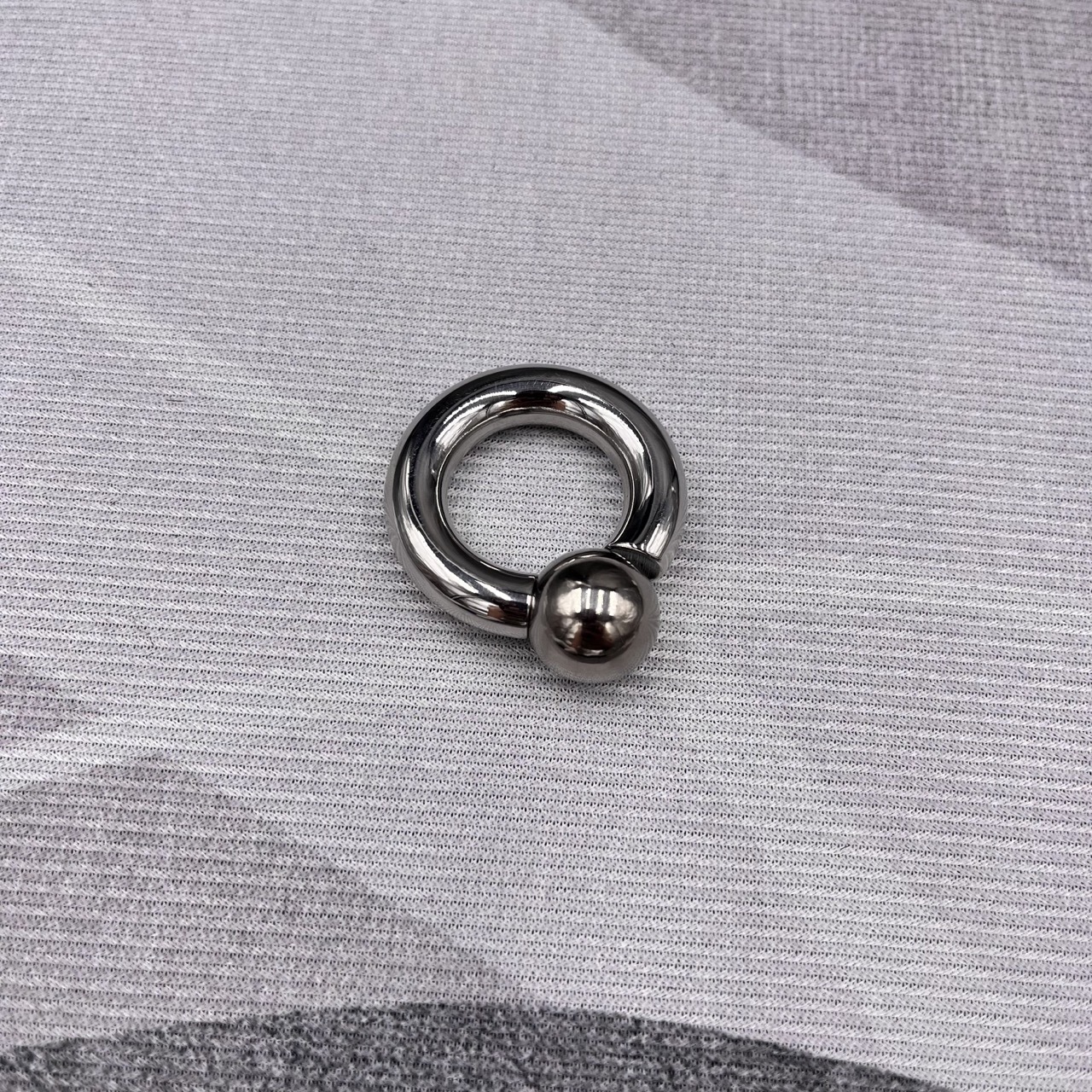 In Stock Gauge 8mm Screw On Captive Bead Ring