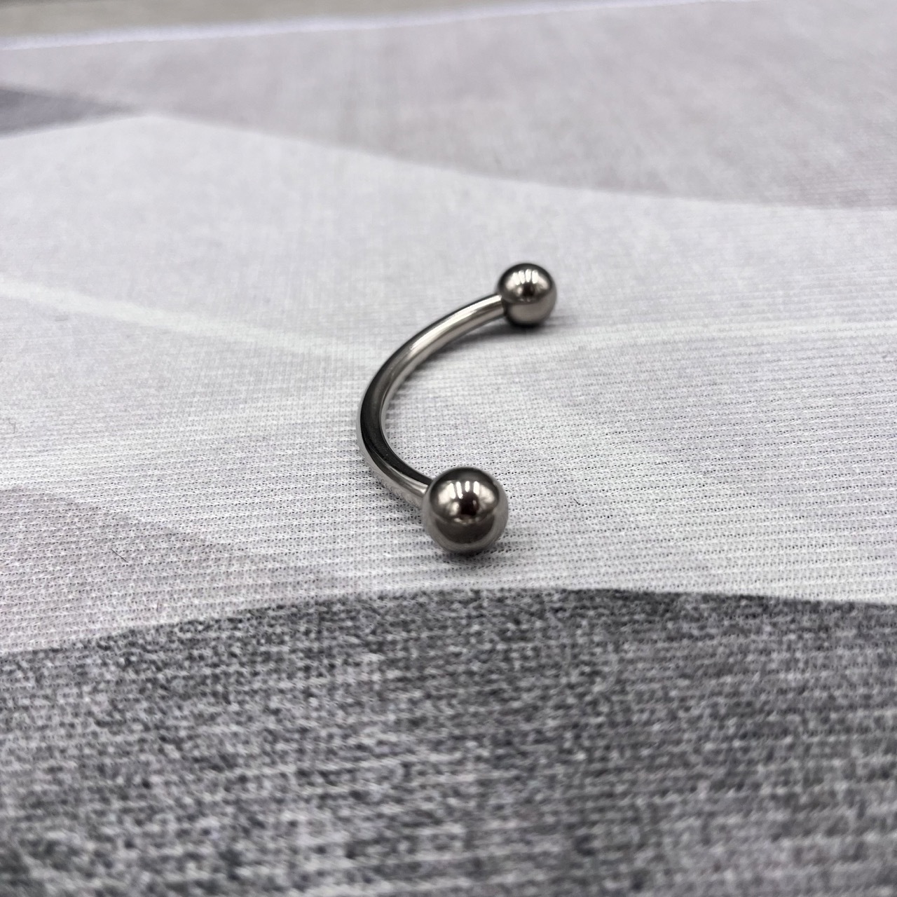 In Stock Gauge/Thickness 3mm Titanium Body Jewelry Bent Barbell