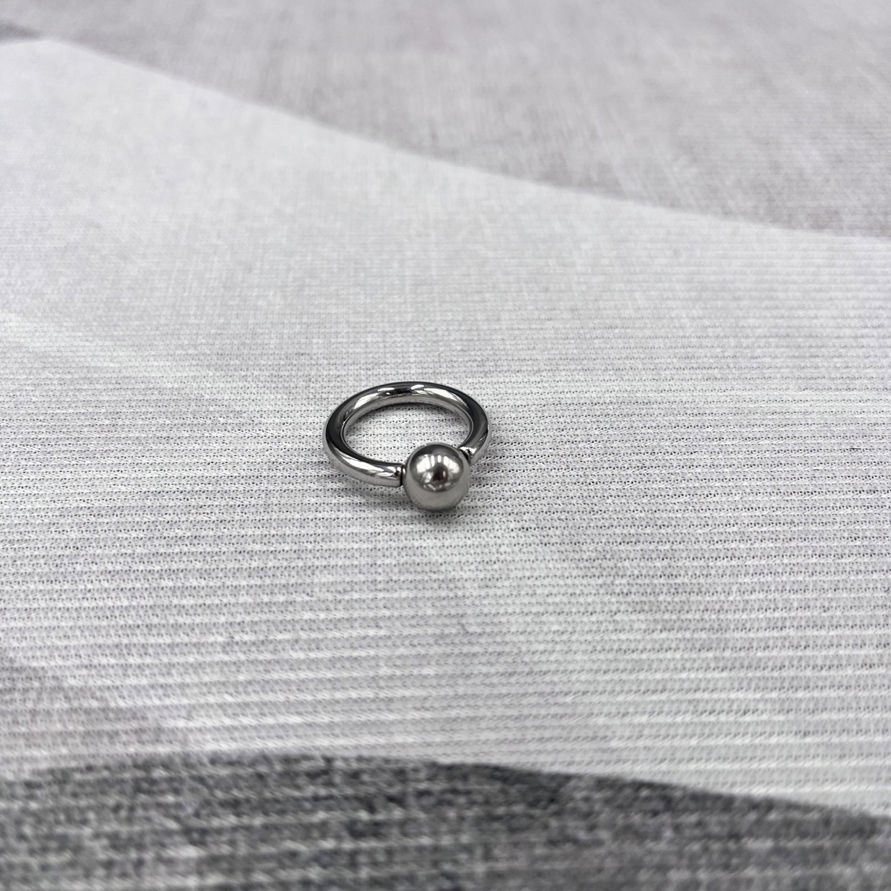 In Stock Gauge 3mm Stainless Steel Screw On Captive Bead Ring