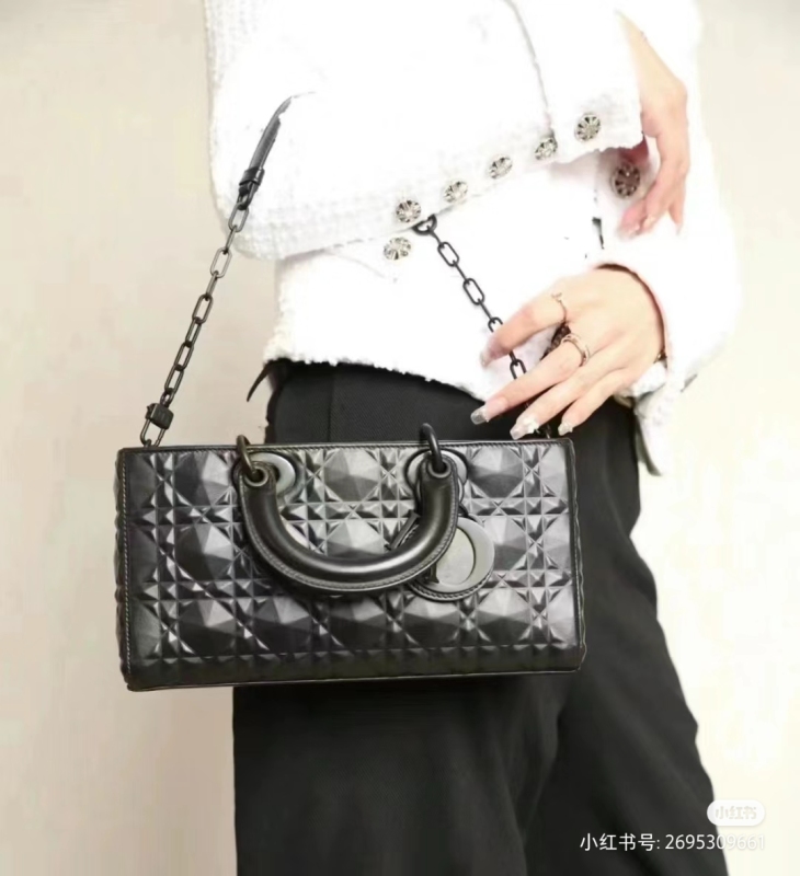 DIOR迪奥 新款手袋 女包【 Lady Dior Mini横款26cm】 Lady 手袋女包