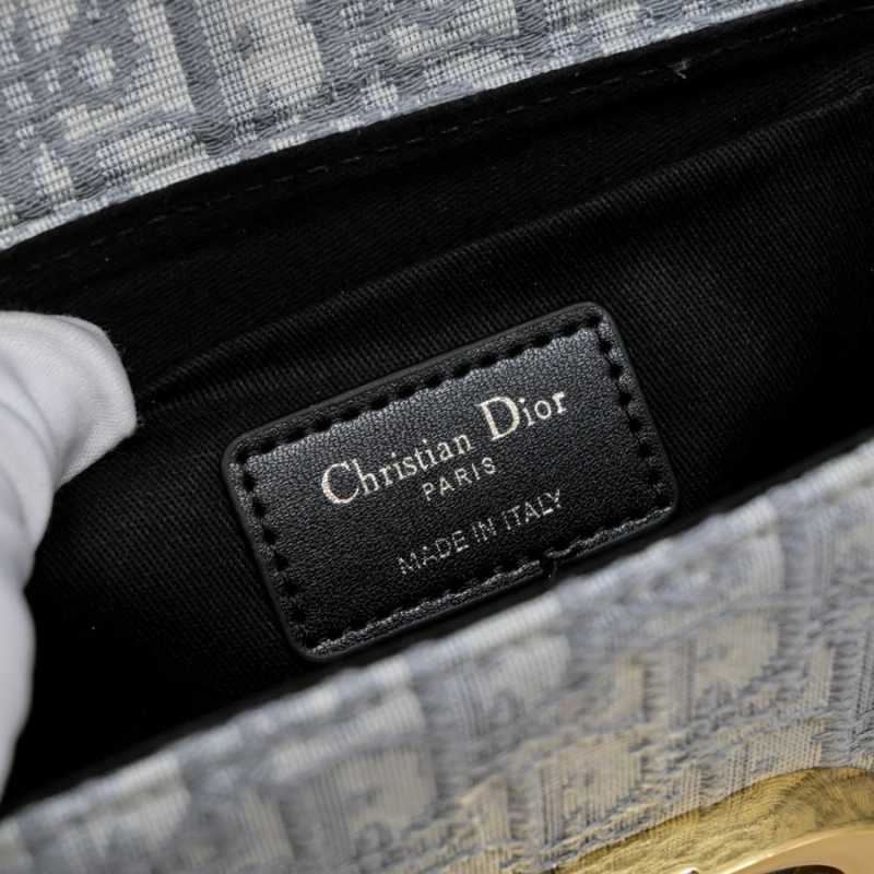 DIOR迪奥 蒙田mini box盒子包CD金扣翻盖 Dior mini蒙田盒子包女包