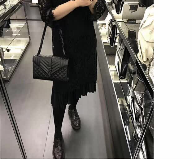 YSL/圣罗兰 女士  SaintLaurent&SLP黑色绗缝纳帕皮革手袋单肩包女包24cm
