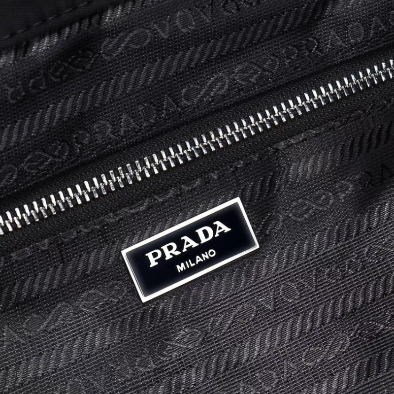 Prada/普拉达男包 三角标 短途旅行包包 男女通用