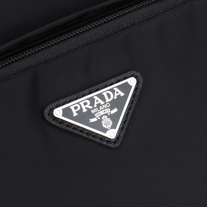 Prada/普拉达女包 三角标 尼龙 配皮 斜挎包包 爆款双肩包新款女士双肩包
